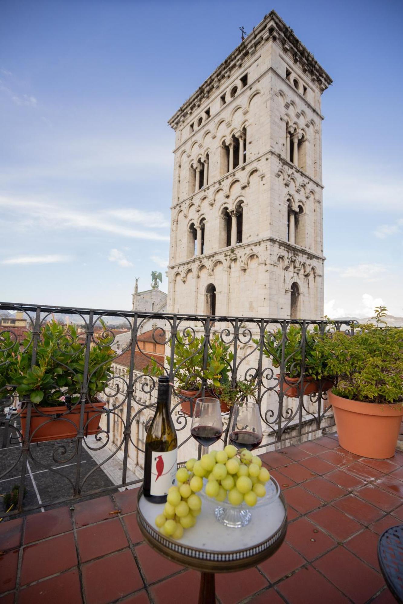 Palazzo Rocchi - Residenza D'Epoca Acomodação com café da manhã Lucca Exterior foto