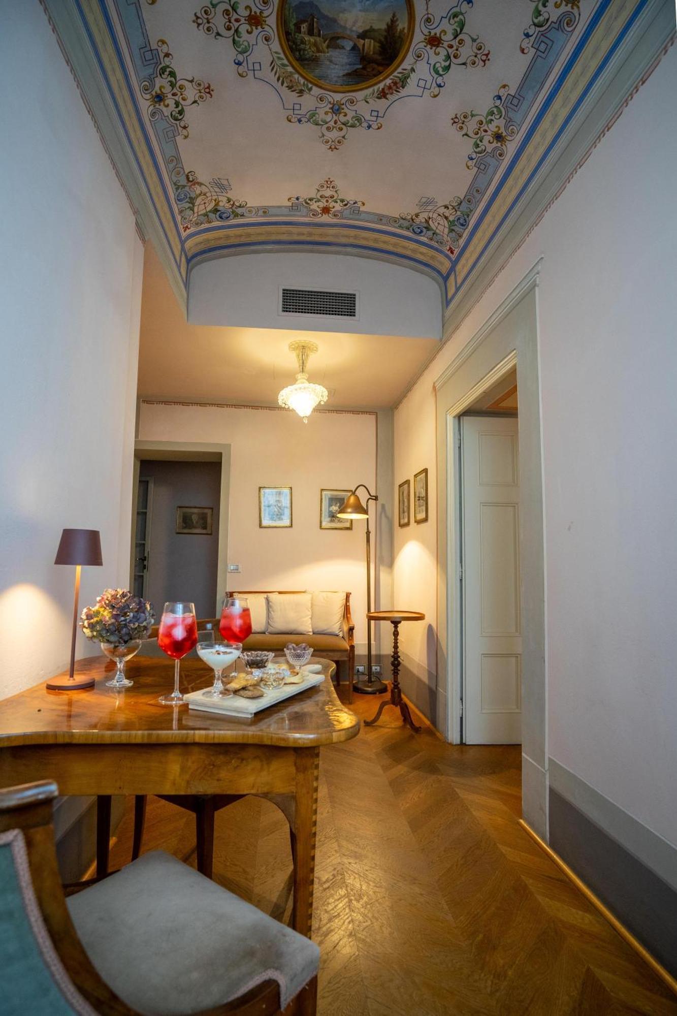 Palazzo Rocchi - Residenza D'Epoca Acomodação com café da manhã Lucca Exterior foto